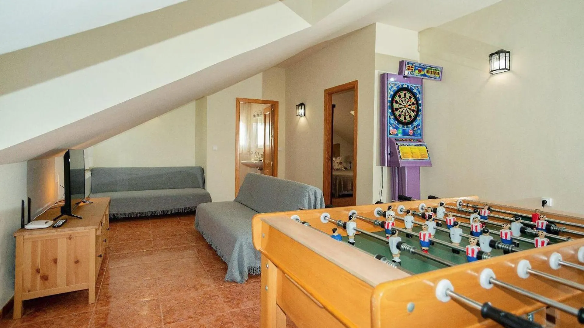 Feriehus Nice Home In Cordoba With Private Swimming Pool, Can Be Inside Or Outside