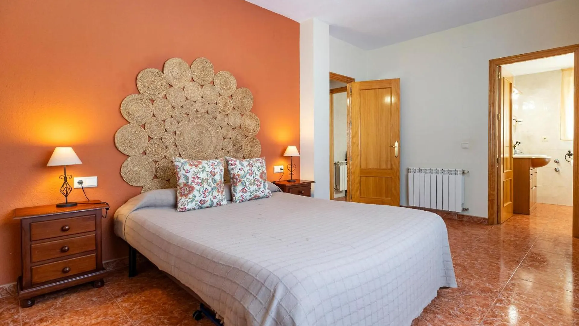 Nice Home In Cordoba With Private Swimming Pool, Can Be Inside Or Outside Feriehus